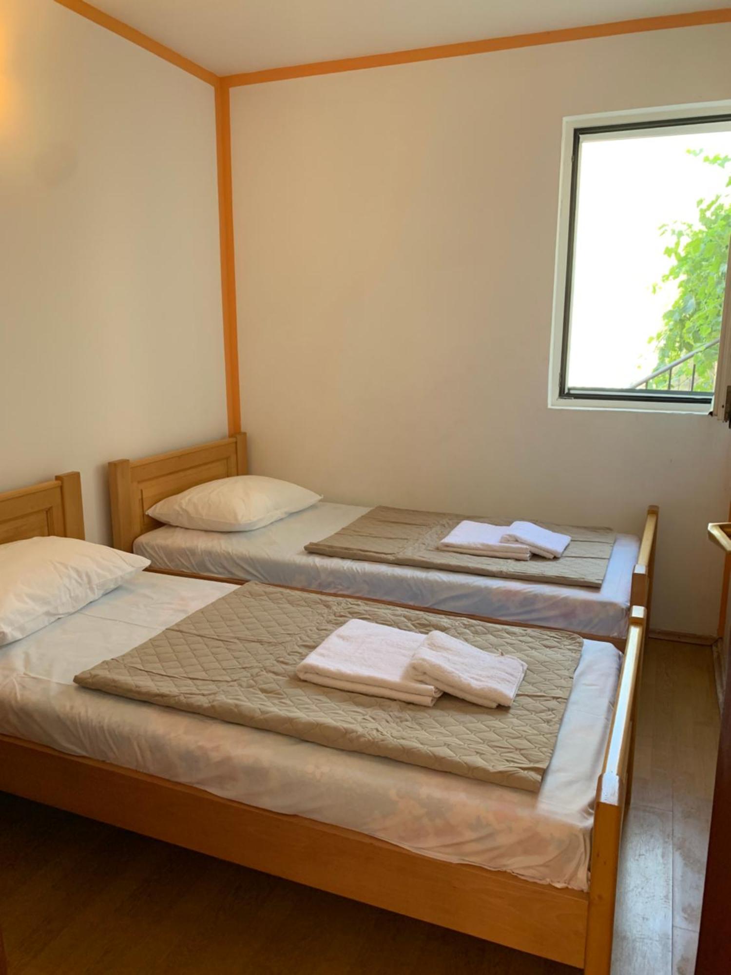 Villa Lila อัตเจฮะห์ ภายนอก รูปภาพ